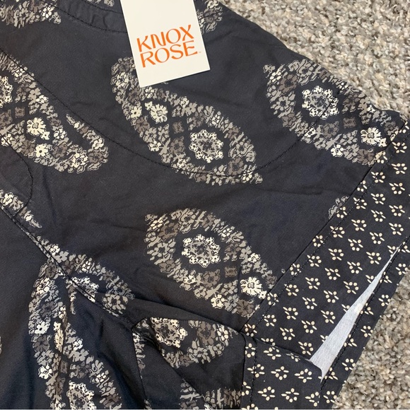 Knox Rose Paisley Printed High Waisted Shorts - Picture 3 of 12